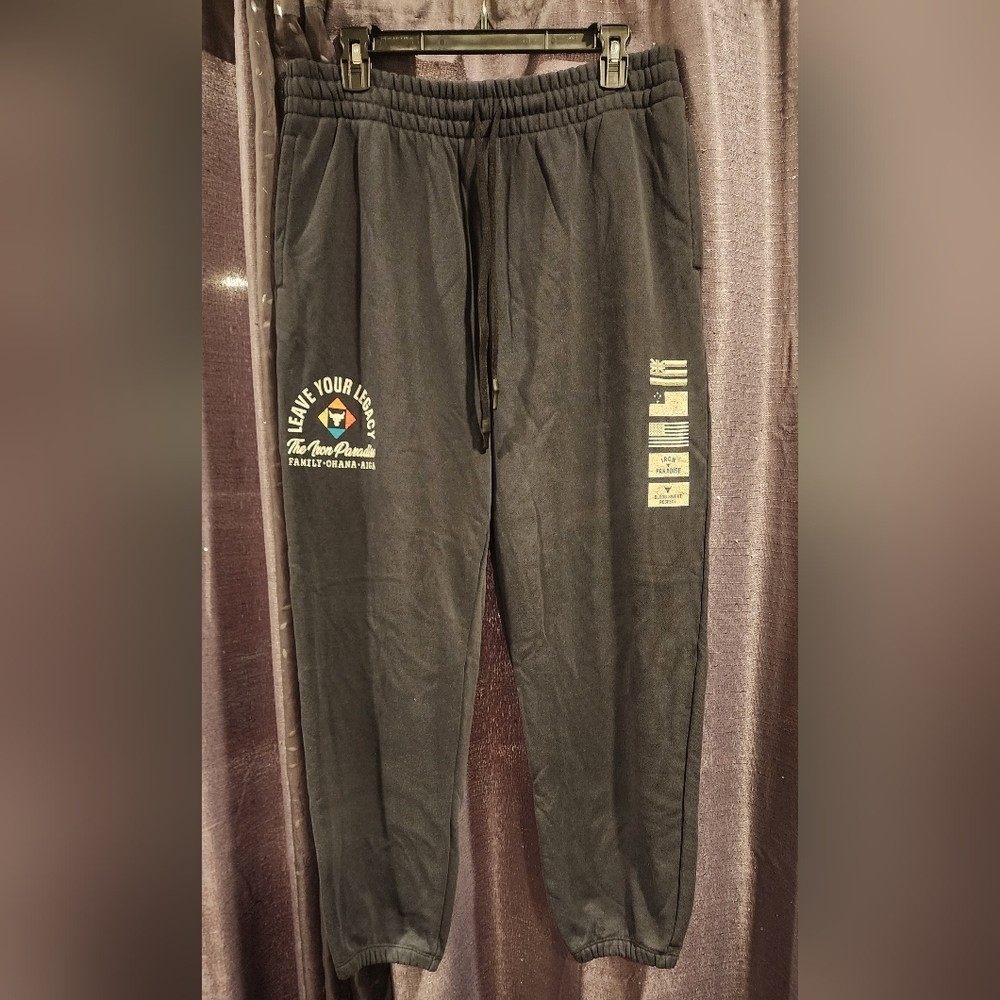 UNDER ARMOUR - The Rock Iron Paradise Legacy Sweat Pants NWOT